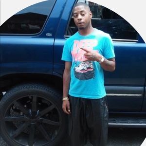 Meet your Posher, Travis